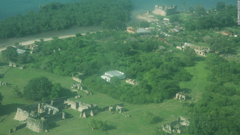 The standing ruins of Kilwa