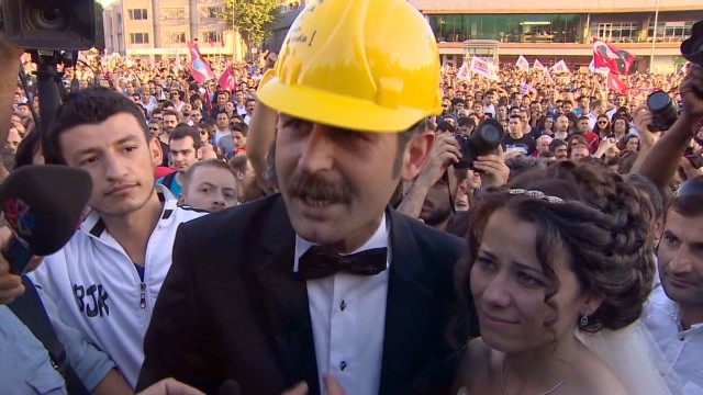A wedding amid the tear gas in Turkey