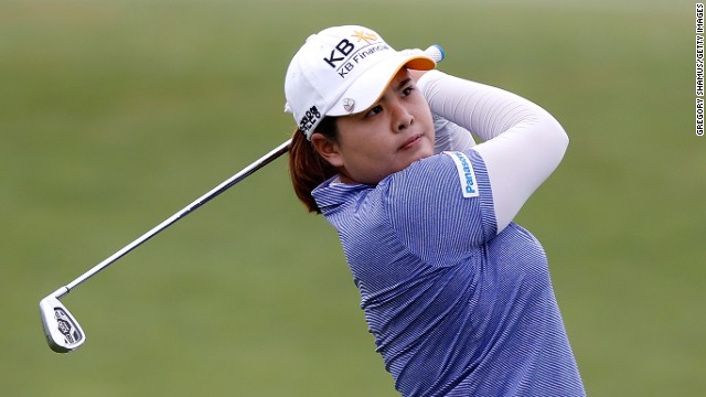 South Korea&#39;s Inbee Park is in line to become the first golfer to win four professional majors in one year.