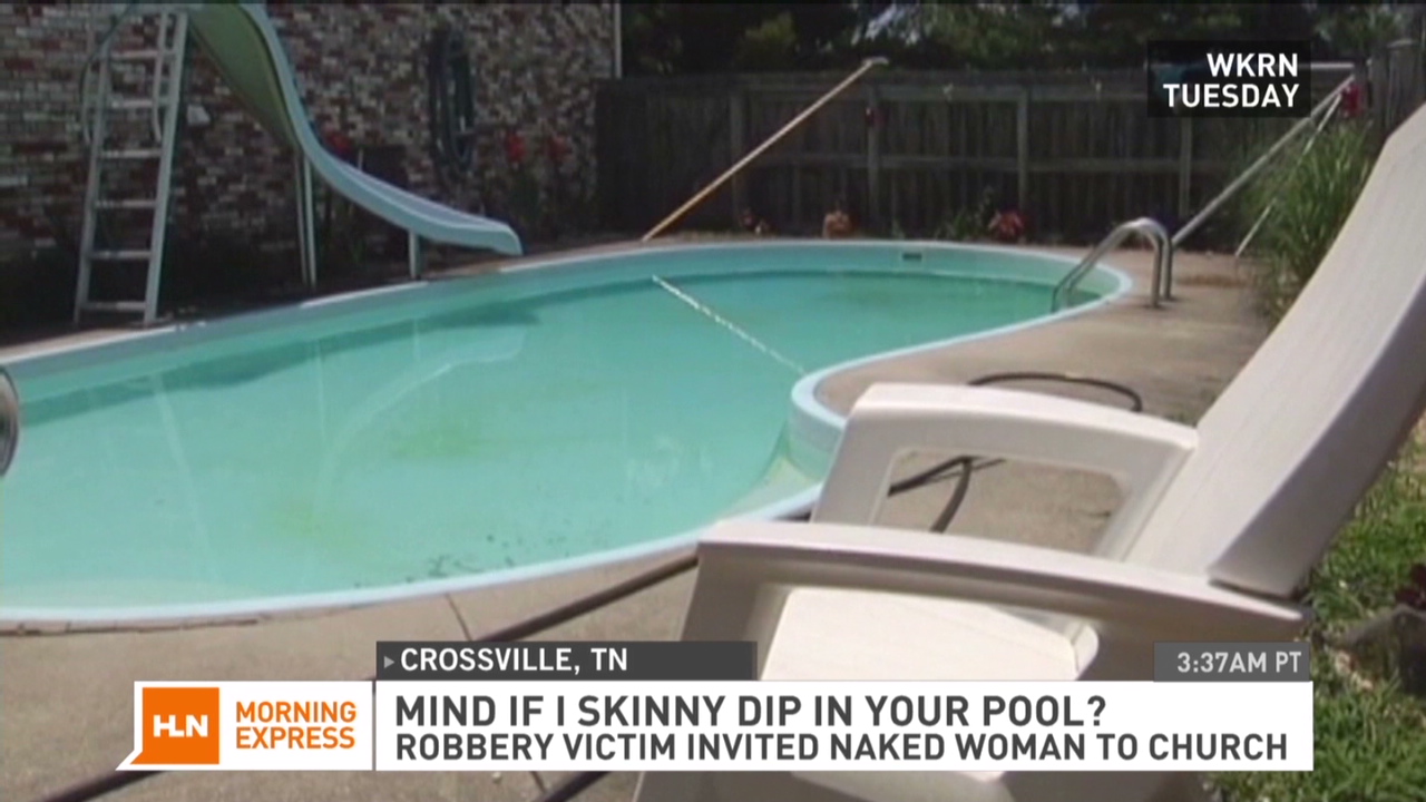 Naked Woman Distracts Robbery Victim Cnn Video