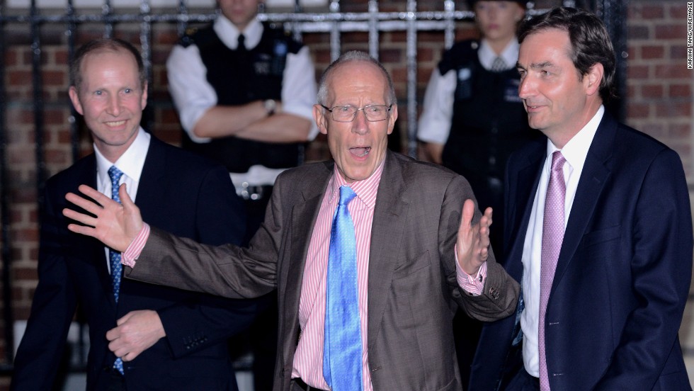 Two of the gynecologists who attended to the duchess, Marcus Setchell, center, and Alan Farthing, right, leave the Lindo Wing of St. Mary&#39;s Hospital on July 22.