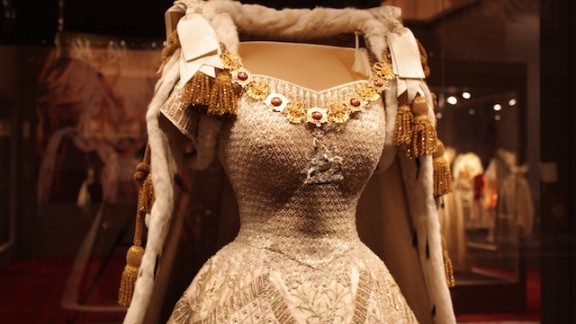 Queen Elizabeth II S 1953 Coronation Regalia To Go On Show CNN