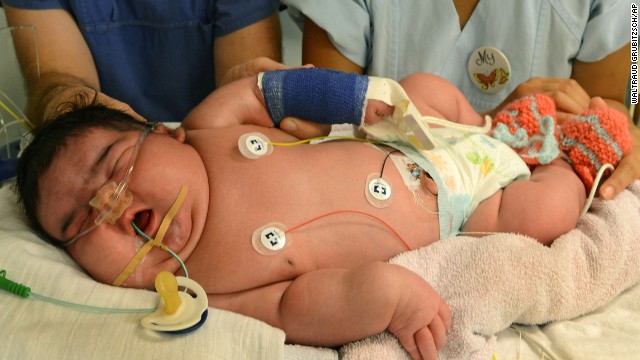 Whoa baby! Say hello to 13-pound newborn