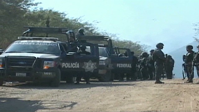 Violencia En Michoacán - CNN Video