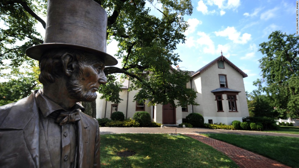 President Abraham Lincoln&#39;s summer retreat was just a few miles from the White House, and he used to commute between the two on horseback. Now known as the Lincoln Cottage, it features a life-size statue of the 16th president.