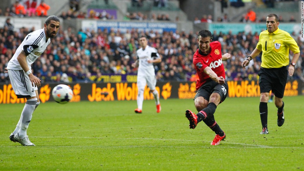 Robin van Persie lashes in his second goal against Swansea City. The Dutch striker left  Wayne Rooney in the shade yet again. The unsettled English striker came on as a second-half substitute but failed to score.  