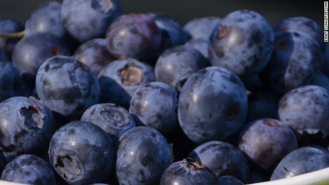 flavanols-found-in-tea-berries-and-apples-may-reduce-blood-pressure