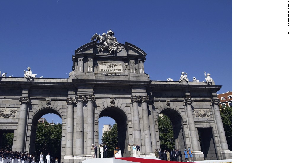 Madrid wants to bring the Olympic Games to Spain for only the second time. The Puerta de Alcala has been chosen as the landmark most associated with the bid. If Madrid gets the green light a party will be held at the historic monument.