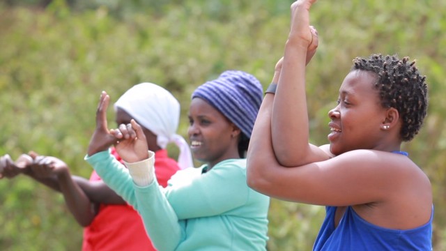 Yoga transforms lives in Kenya - CNN Video