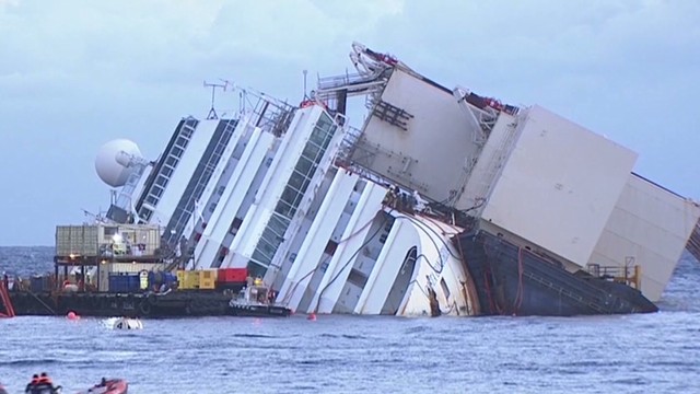 Human remains found on Costa Concordia