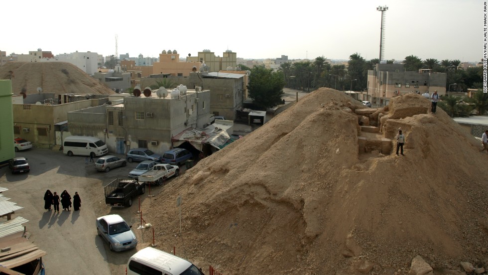Bahrain is a small island, and faces severe housing pressure. In the last few decades, development has nearly swallowed all the mounds. Only 10% of the originals remain.
