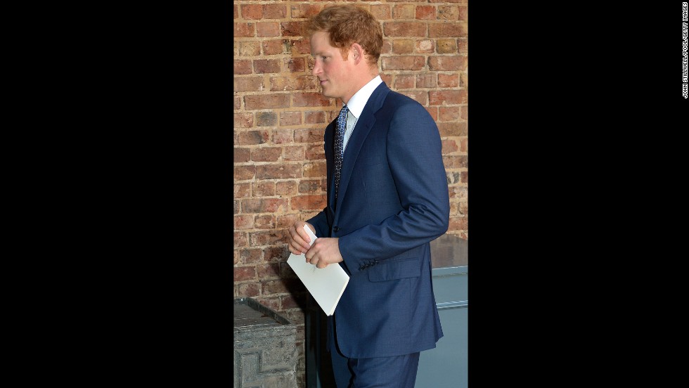 Prince Harry leaves St. James&#39; Palace.