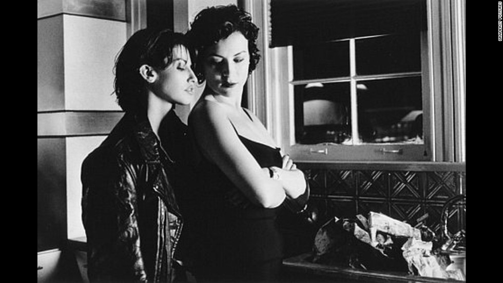 Gina Gershon, left, and Jennifer Tilly play lovers in &quot;Bound.&quot;