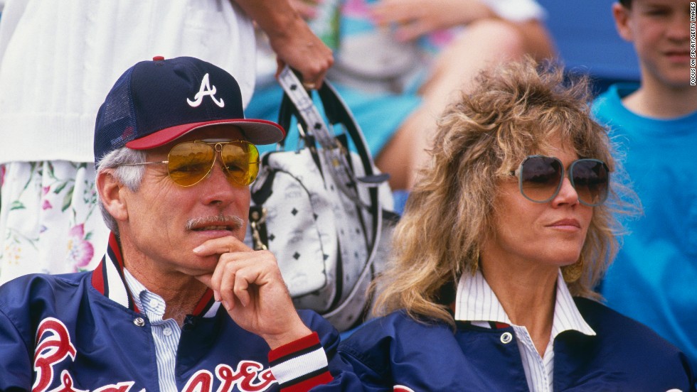 Turner and Fonda take in a Braves game.