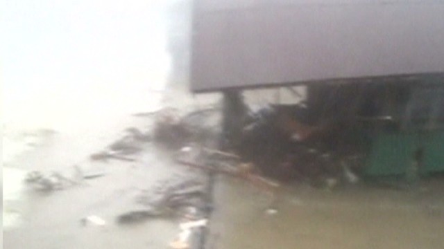 Video shows moment typhoon hit 