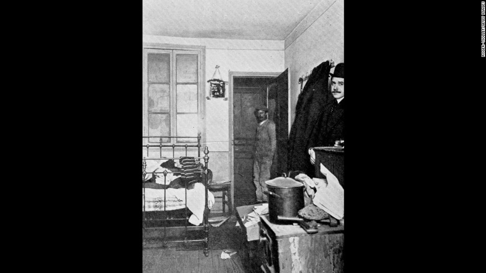 Seen here is Peruggia&#39;s apartment in Paris, where Peruggia hid the Mona Lisa in a false bottom of a wooden trunk. 