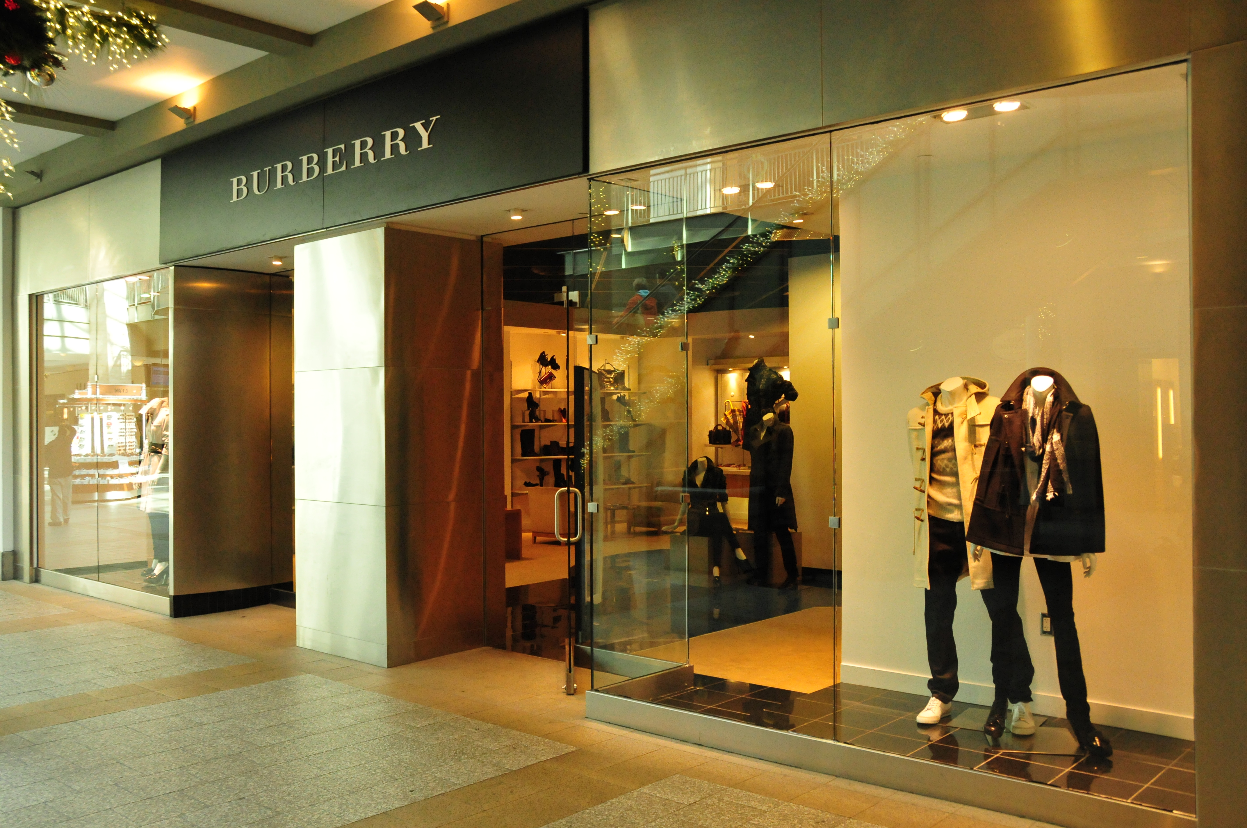 burberry store atlanta ga