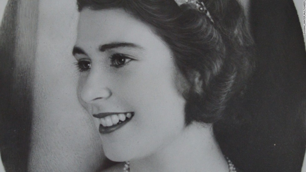 An undated, signed image of Princess Elizabeth is also part of the auction.
