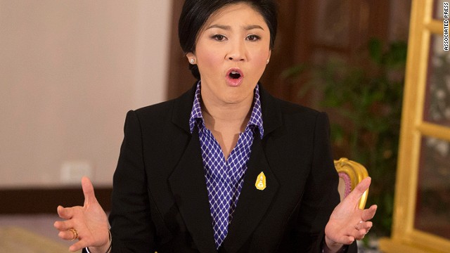 Para pengunjuk rasa mengatakan pemerintahan Perdana Menteri Yingluck Shinawatra dipengaruhi oleh kakaknya, mantan PM.