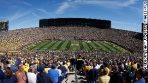 This Is How Much It Costs to Land One of College Football's Top Recruiting  Classes - Stadium