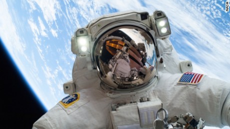 Nuestros cuerpos en el espacio: la gravedad cero pesa mucho en tu salud