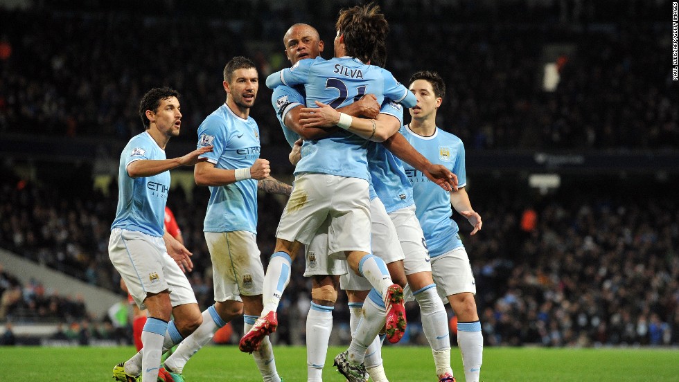 With managerial changes taking place at Manchester United, Chelsea and Everton at the beginning of the season, as well as Tottenham getting in on the act last month, the stage is set for Manchester City to take advantage and reclaim the English Premier League title. Their free-scoring form at home has been frightening and it is now finally starting to pick up victories on the road to match.