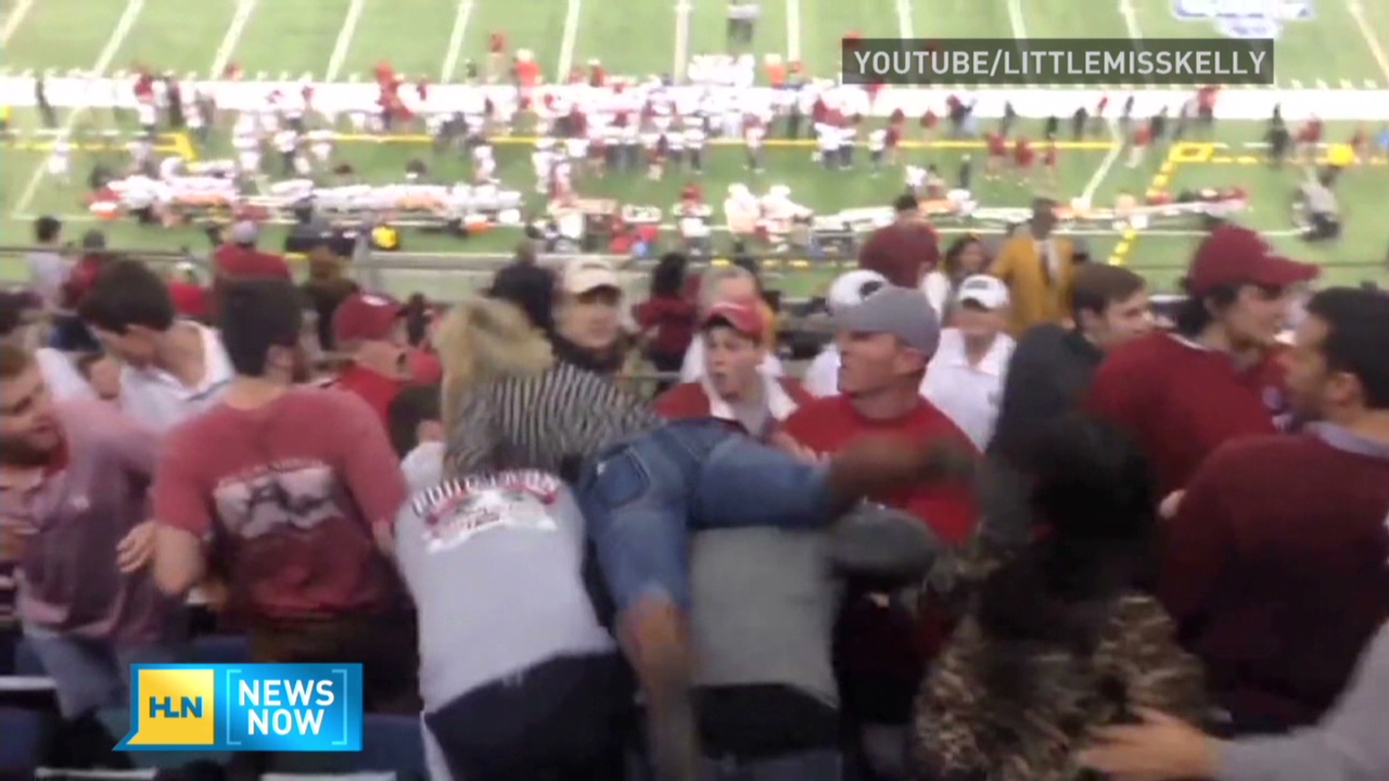 Female Bama Fan Goes Wwe On Ou Fan Cnn Video