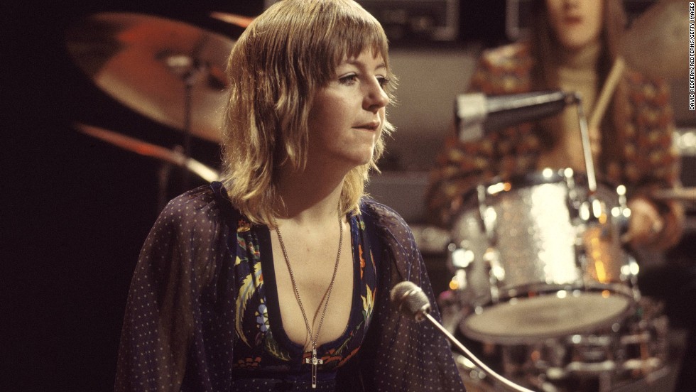 Christine McVie performs onstage with Fleetwood Mac in 1971. 