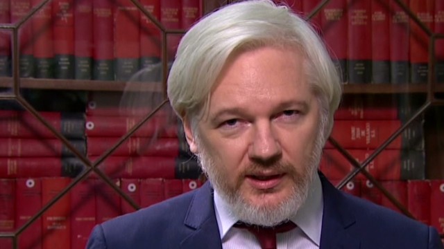 Assange: It is &#39;embarrassing&#39; for Obama