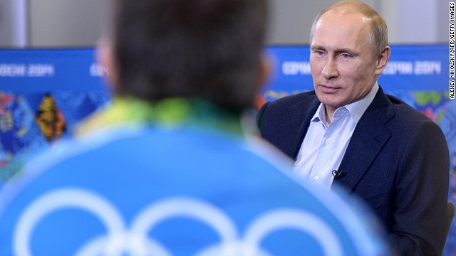 Putin: Gays &#39;can feel safe&#39; at Sochi 
