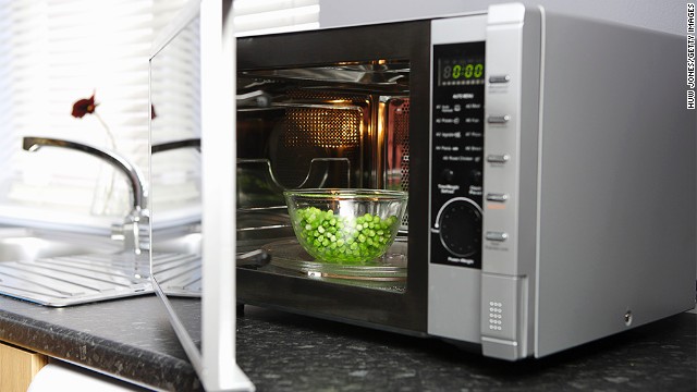 does microwave kill bacteria