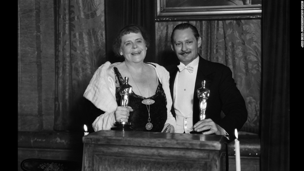 &lt;strong&gt;Marie Dressler (1931):&lt;/strong&gt; Marie Dressler and Lionel Barrymore collect their best actress and best actor Oscars in 1931. Dressler won for &quot;Min and Bill&quot; and Barrymore won for &quot;A Free Soul.&quot;