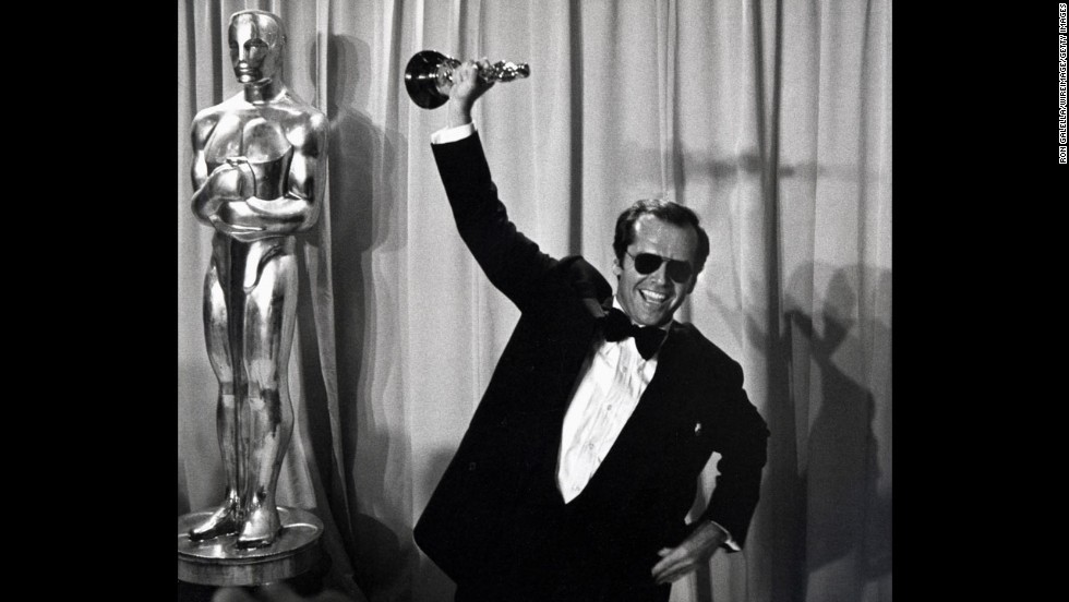 &lt;strong&gt;Jack Nicholson (1976):&lt;/strong&gt; After losing out four times as an Oscar nominee, Jack Nicholson triumphantly claimed his prize for &quot;One Flew Over the Cuckoo's Nest.&quot; 