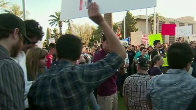 Arizona Lawmakers Pass Controversial Anti Gay Bill Cnn 0952