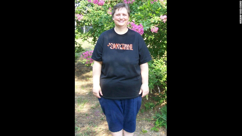 By June 2012, she had lost 100 pounds by working out daily at a new gym in her hometown of Gilmer, Texas. 