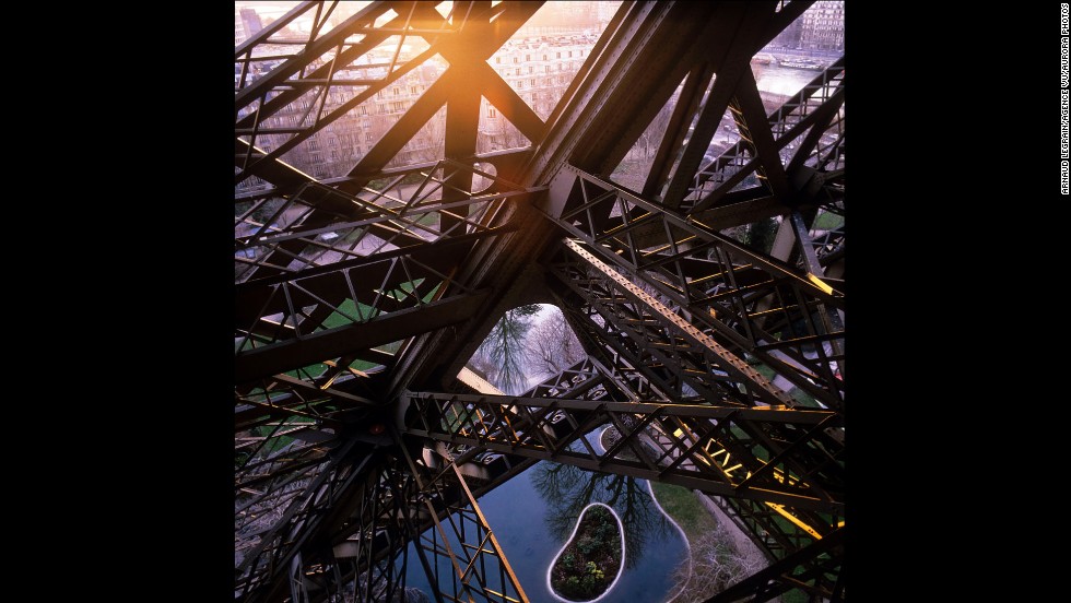 The sun shines through the tower&#39;s ironwork in 1987.