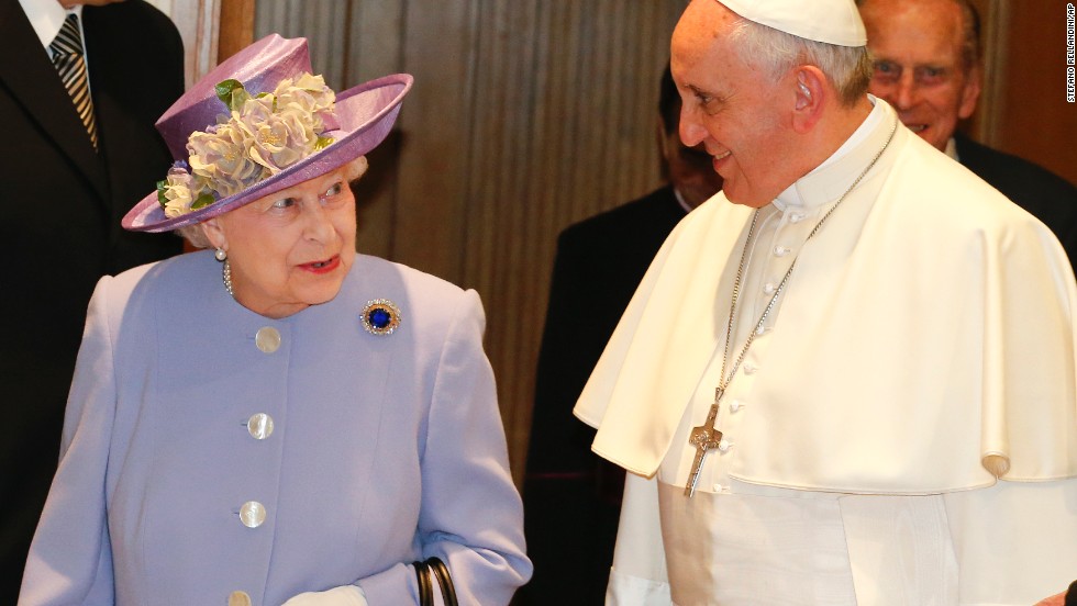 Britain&#39;s Queen Elizabeth II meets Pope Francis for the first time on Thursday, April 3, at the Vatican.