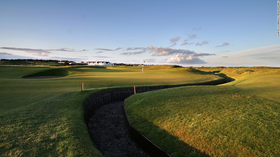 You&#39;ll follow the footsteps of some of the game&#39;s greats here. If you want to try your hand at emulating Hogan&#39;s drives at the sixth hole, aim between the fairway bunkers and the out-of-bounds fence.