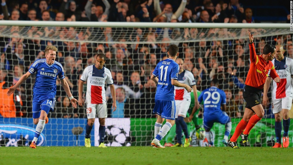 Trailing 3-1 from the first leg, substitute Andre Schurrle gave Chelsea hope when he scored in the 32nd minute. 