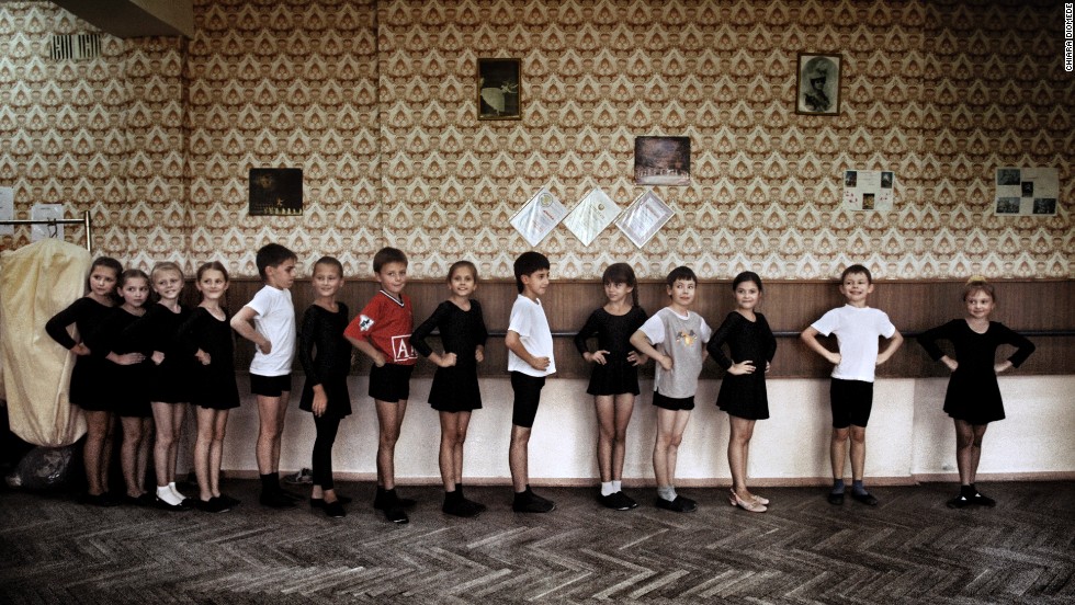 Children form a line as they attend a classical dance lesson in Tiraspol in 2009.
