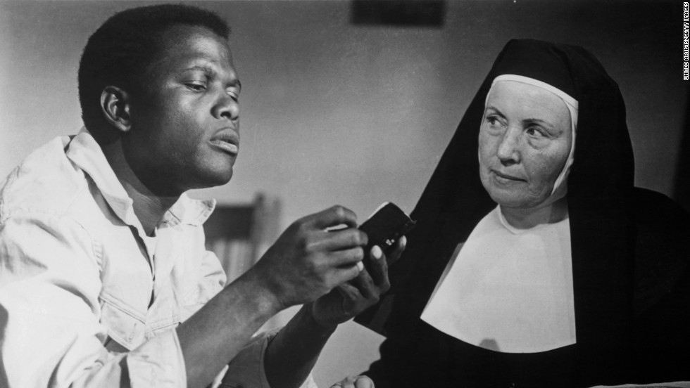 In the 1963 film &quot;Lilies of the Field,&quot; Poitier -- seen here with Lilia Skala -- plays a workman who helps a group of East German nuns construct a chapel in the Arizona desert. Poitier&#39;s performance earned him an Oscar, a first for a black actor. Since then, three other black performers have won best actor: Denzel Washington, Jamie Foxx and Forest Whitaker.