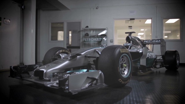 Inside the Mercedes engine