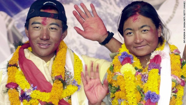 Anshu Jamsenpa First Woman To Ascend Mount Everest Twice In Five Days