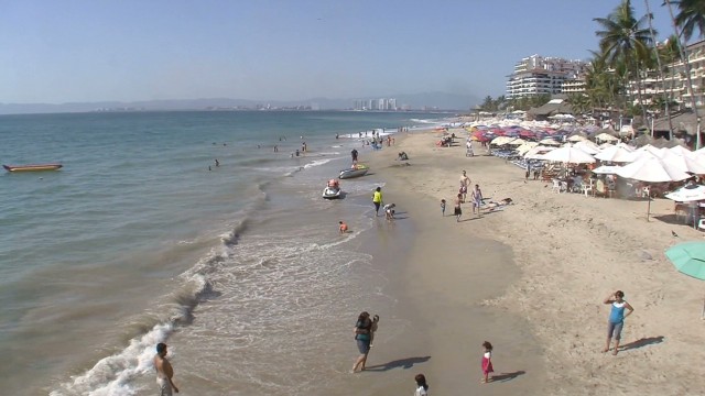 U.S. retirees living well in Mexico - CNN