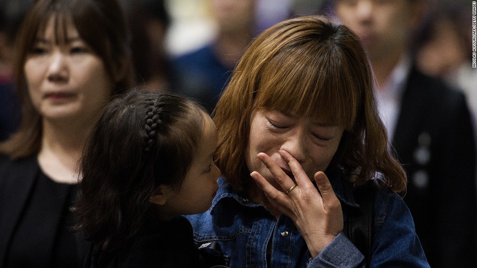 South Korean prime minister resigns over ferry disaster response - CNN