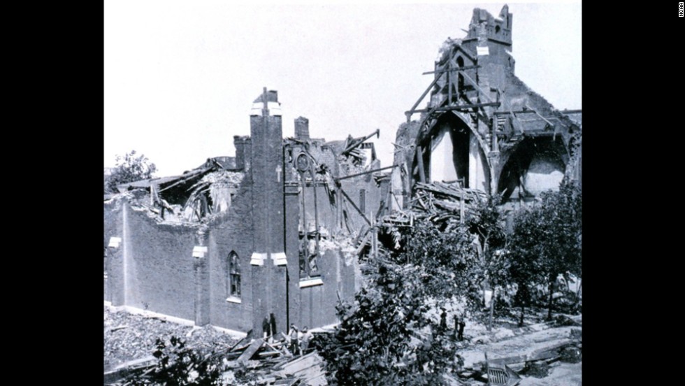 &lt;strong&gt;3&lt;/strong&gt;. The &quot;St. Louis Tornado&quot; killed 255 people and injured 1,000 on May 27, 1896, in Missouri and Illinois. It had winds of between 207 mph and 260 mph.