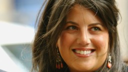 Lewinsky on affair: 'time to burn the beret and bury the blue dress