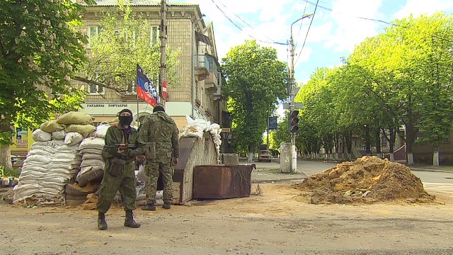 Pro-Russian militants take back territory