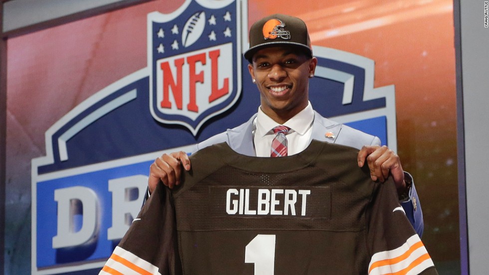 Oklahoma State cornerback Justin Gilbert went eighth to the Cleveland Browns.