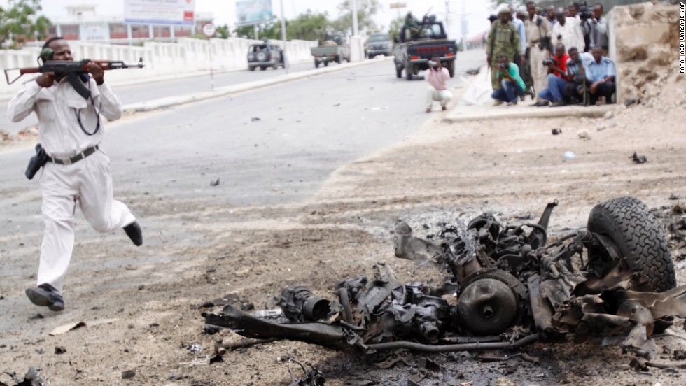 At Least 10 Dead In Attack On Somalia's Parliament Building - CNN